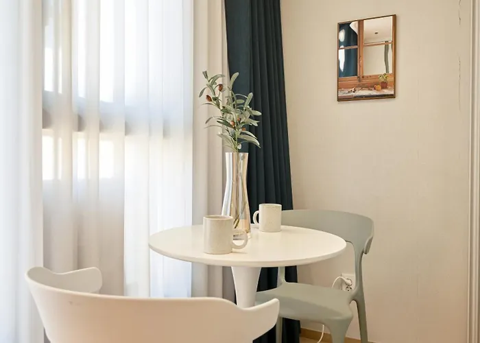Comocasa Fully Furnished Seoul